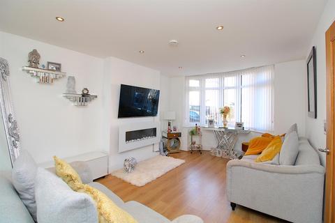 22 Ashdown Avenue, Leicester, LE3 6RA