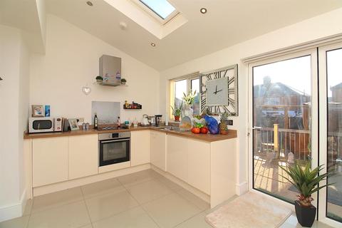 22 Ashdown Avenue, Leicester, LE3 6RA