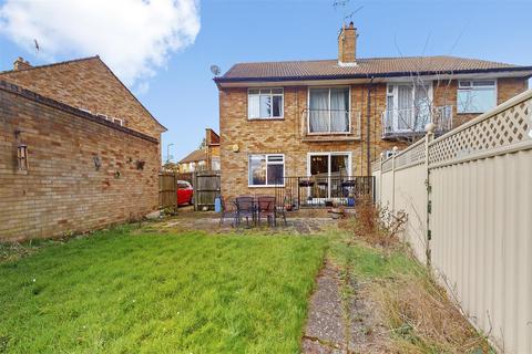 16 Perkin Close, Wembley, HA0 2LY