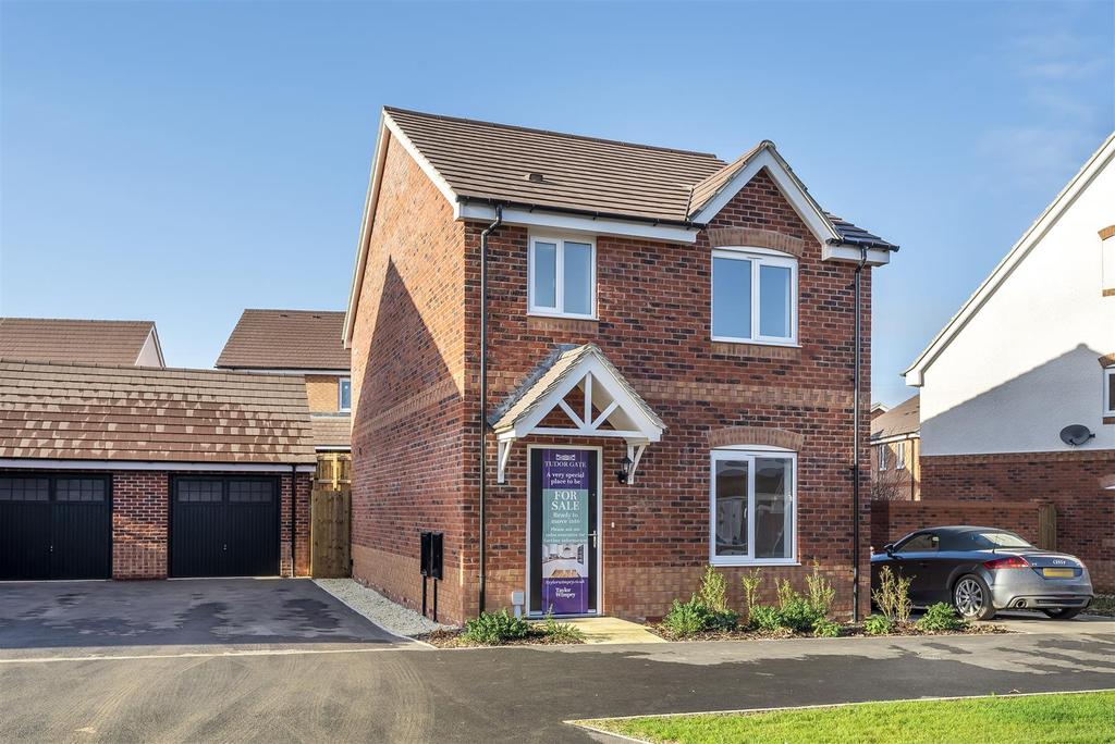 Blackberry Lane, Stratford Upon Avon 3 bed detached house for sale £