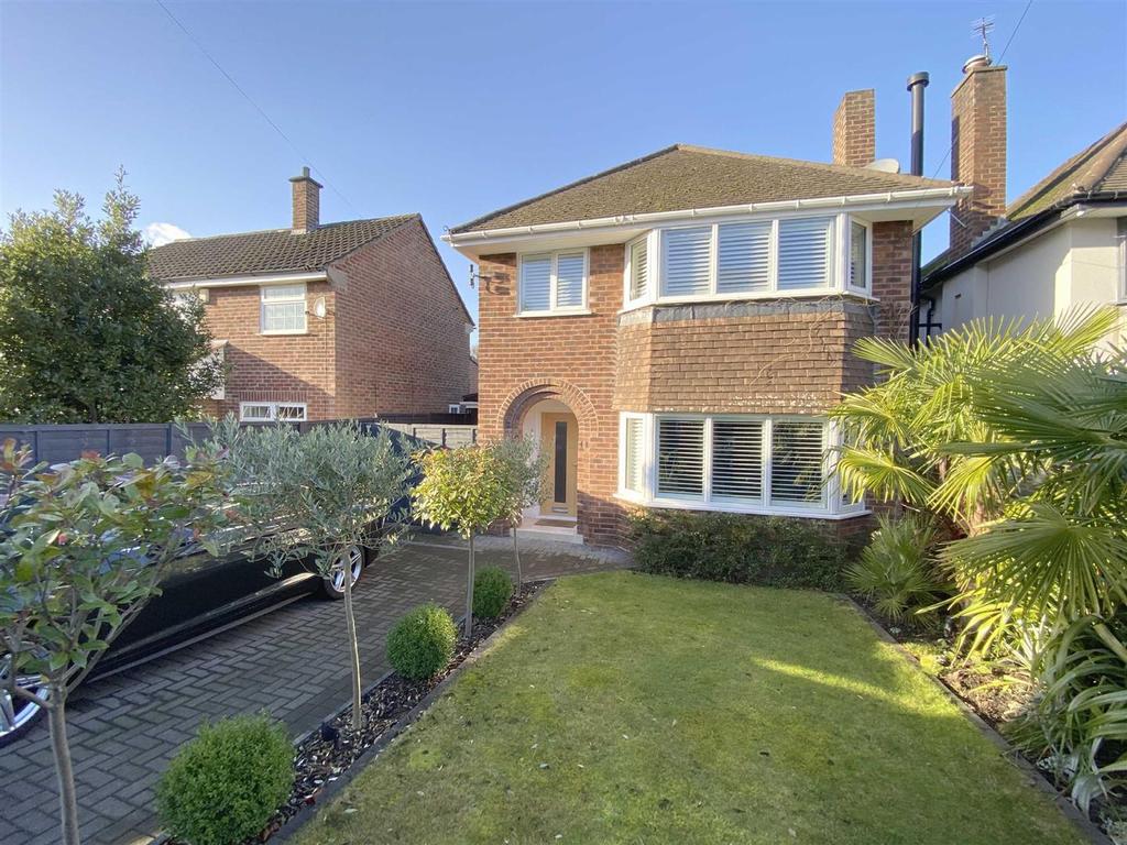 Dean Drive, Wilmslow 3 bed detached house £539,950