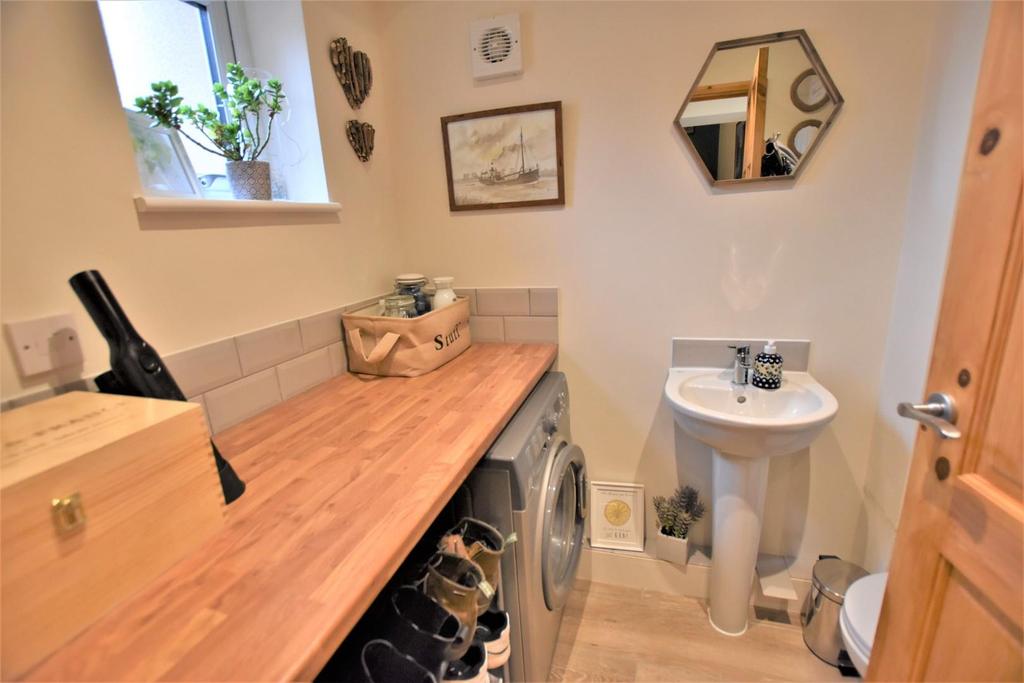 Utility/Cloakroom