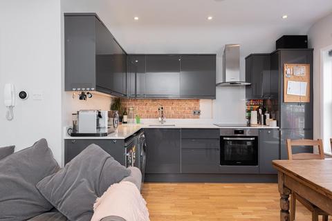 6b Upper High Street, Epsom, KT17 4QJ