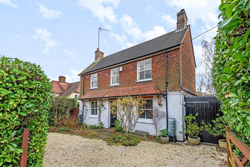 Ridgley Road, Chiddingfold 3 bed detached house