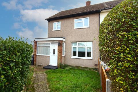 3 bedroom end of terrace house for sale - Barrington Road, Loughton