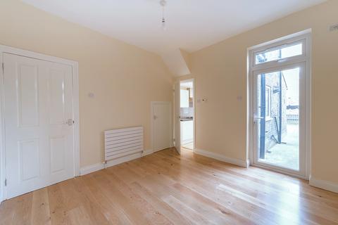 18 Selby Road, London, E11 3LT