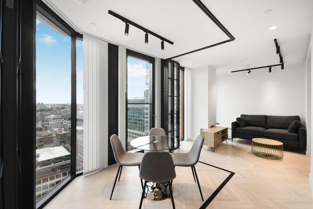 One Crown Place, EC2A 1 bed flat £3,142 pcm (£725 pw) One Crown Place, EC2A 1 bed flat £3,142 pcm (£725 pw)