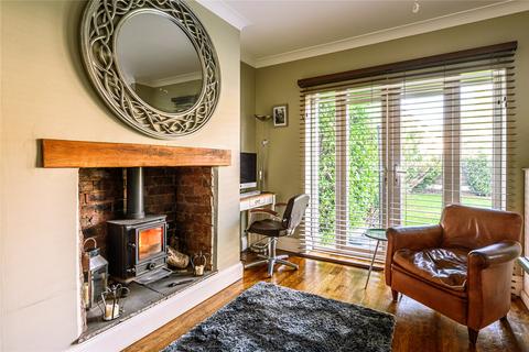 1 Linton Road, Collingham, Wetherby, LS22 5BS