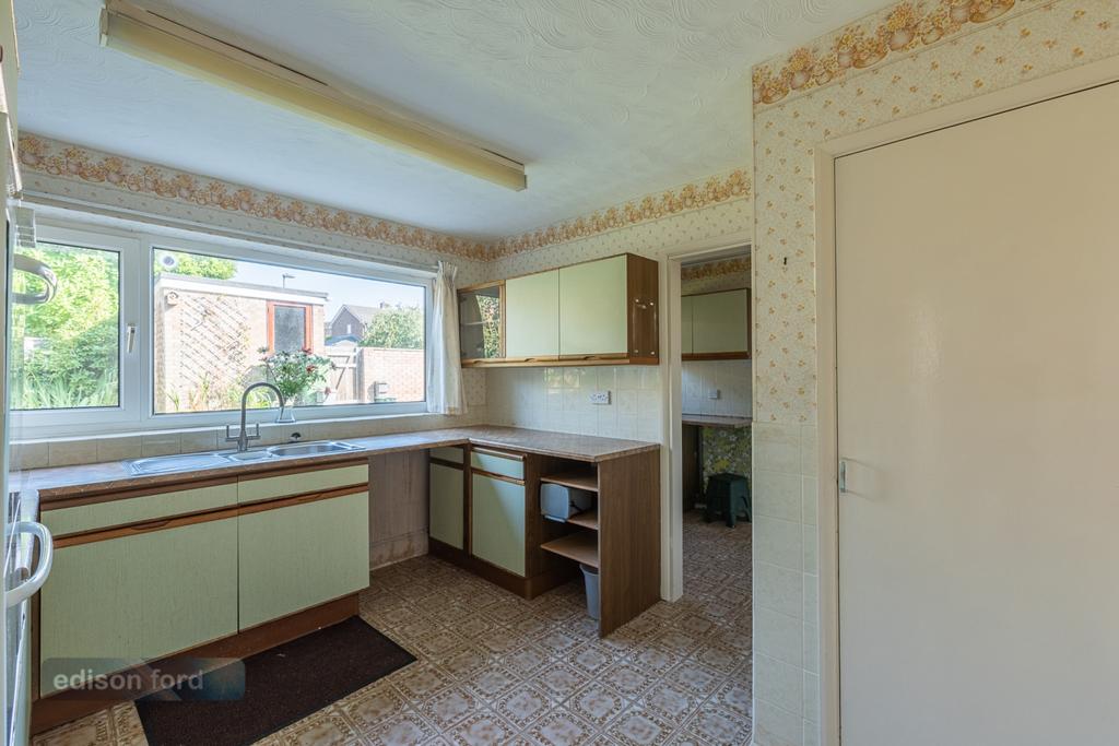 54 Robin Way (1)