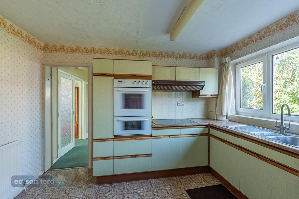 54 Robin Way (3)
