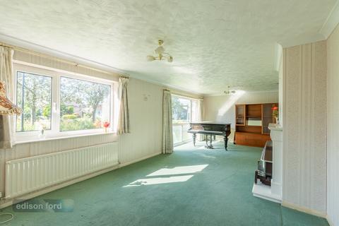 54 Robin Way, Chipping Sodbury, Bristol, BS37 6JW