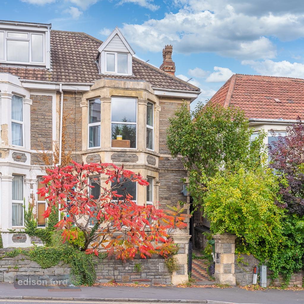 Hill Street, Kingswood, Bristol... 4 bed semidetached house £395,000