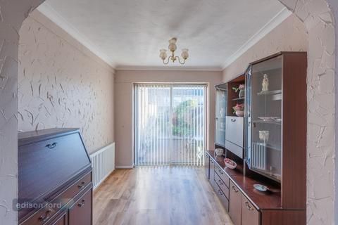 4 Lydbrook Close, Yate, Bristol, BS37 4HS