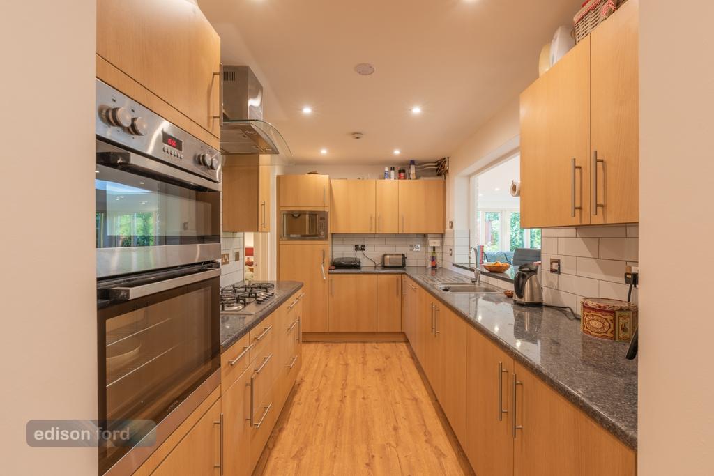 137 Northover Road (18)