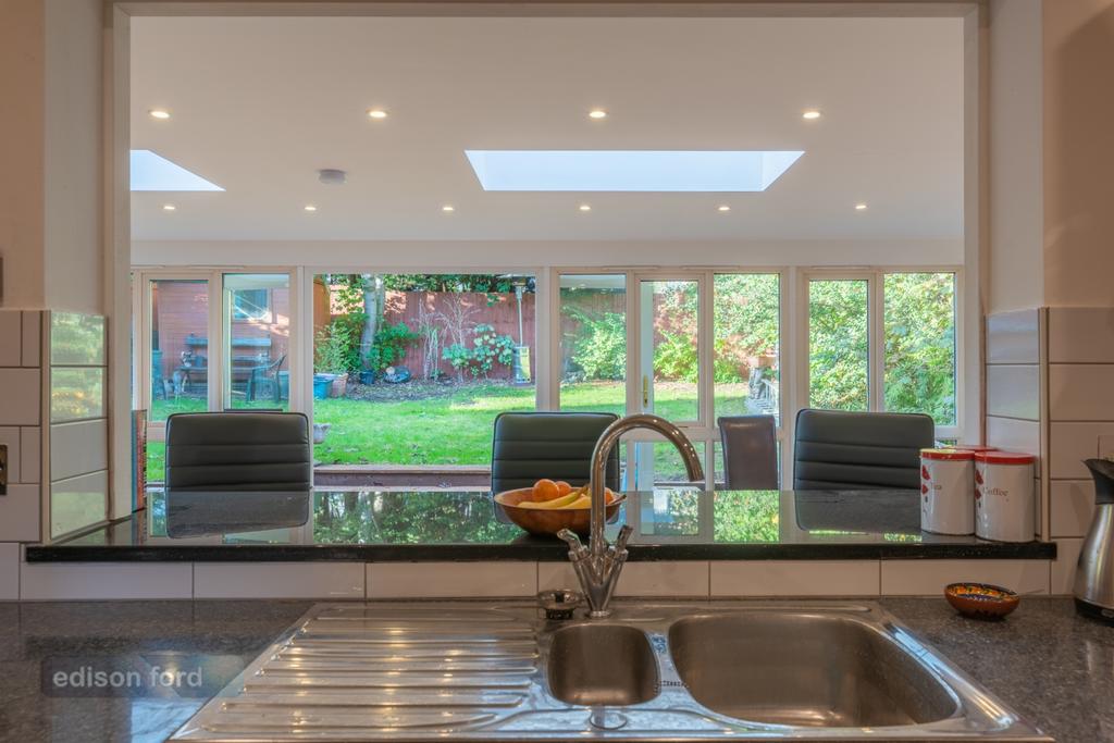 137 Northover Road (16)