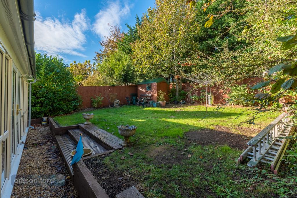137 Northover Road (6)