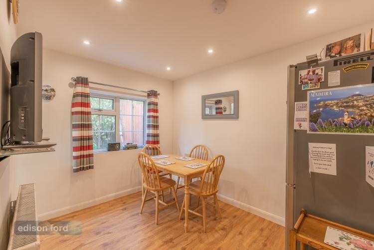 Breakfast Room