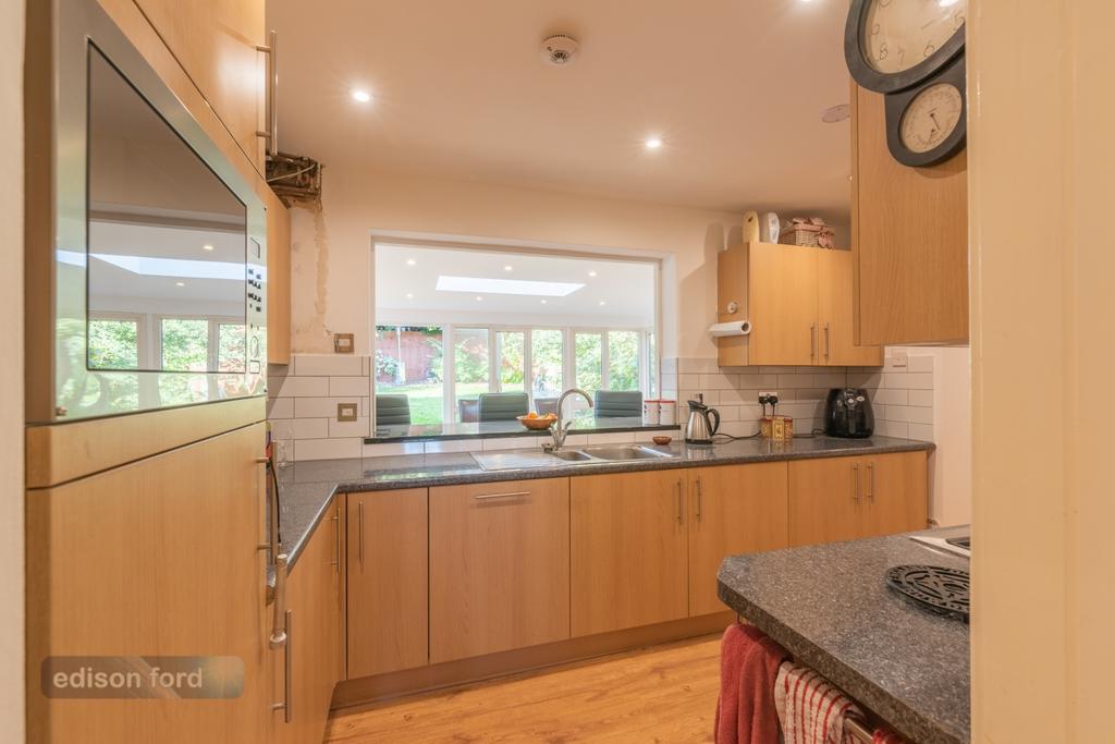 137 Northover Road (15)
