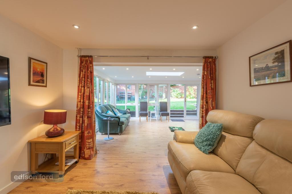 137 Northover Road (11)