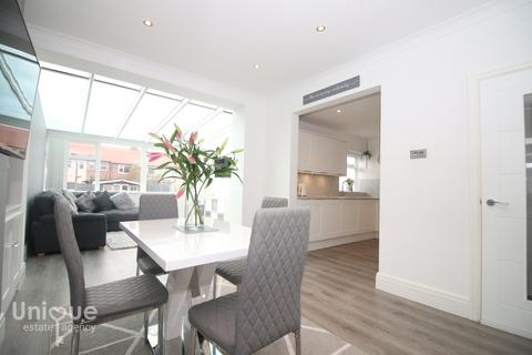43 Beach Road, Fleetwood, FY7 8PS