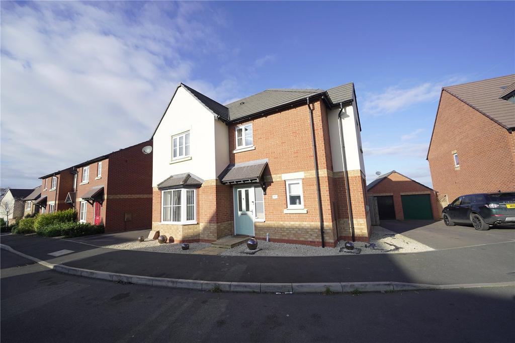 Vesey Court, Wellington, Telford, TF6 4 bed detached house £355,000