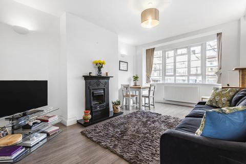 Flat 44, Edge Hill Court Edge Hill, London, SW19 4LW