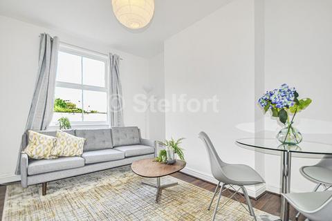 3 bedroom flat to rent, Jackson Road, London, N7