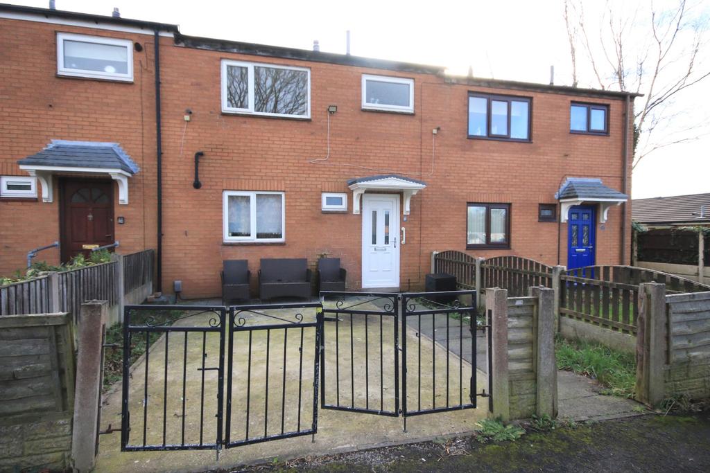Mccormack Drive, Wigan, WN1 3 bed terraced house £595 pcm (£137 pw)