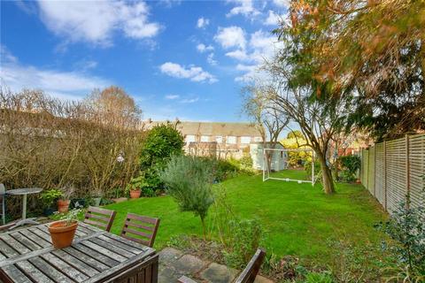 45 Ediva Road, Meopham, Gravesend, DA13 0NA