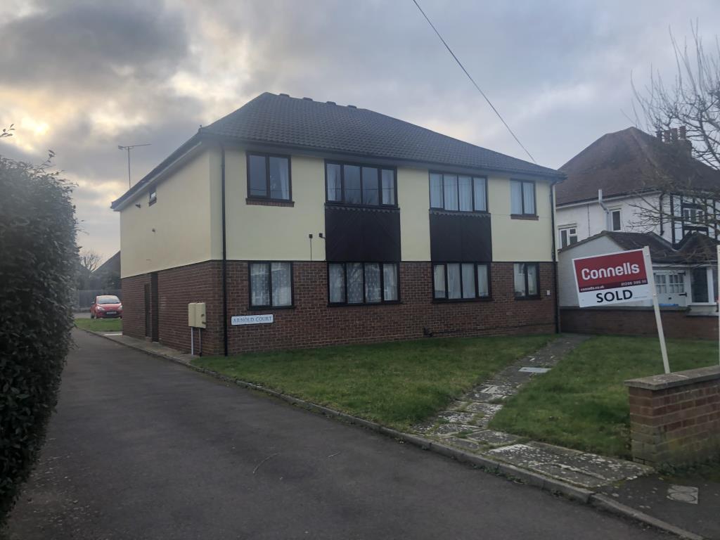 Milton Road, Aylesbury, HP21 1 bed apartment £775 pcm (£179 pw)