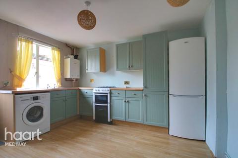 16 Brambletree Cottages, Rochester, ME1 3TN