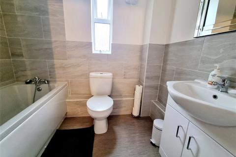 8 Bainards Close, Wymondham, NR18 0TS