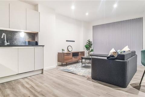 1 bedroom apartment to rent, Selbourne Avenue, Hounslow, TW3