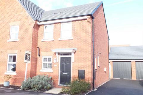 2 bedroom semi-detached house to rent, Taylor Way, Lichfield