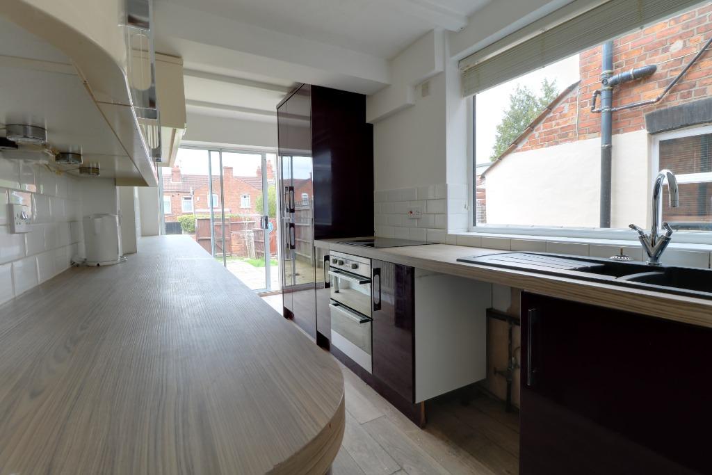 Badger Avenue, Crewe, CW1 2 bed terraced house £95,000