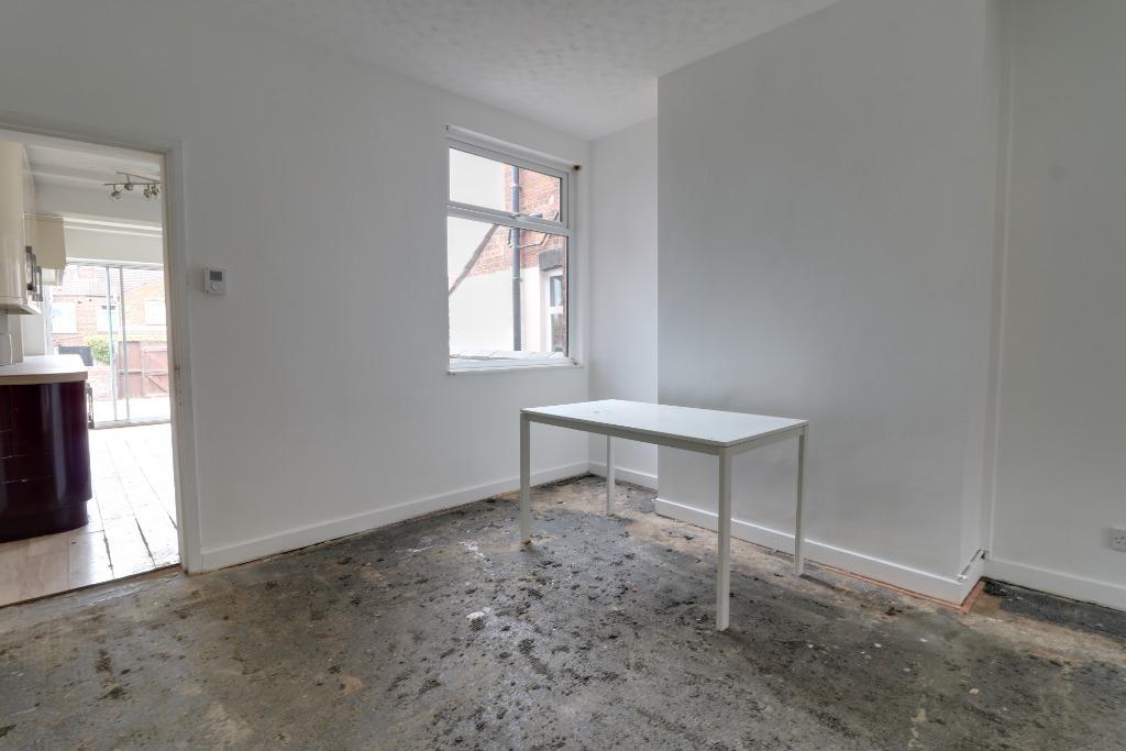 Badger Avenue, Crewe, CW1 2 bed terraced house £95,000