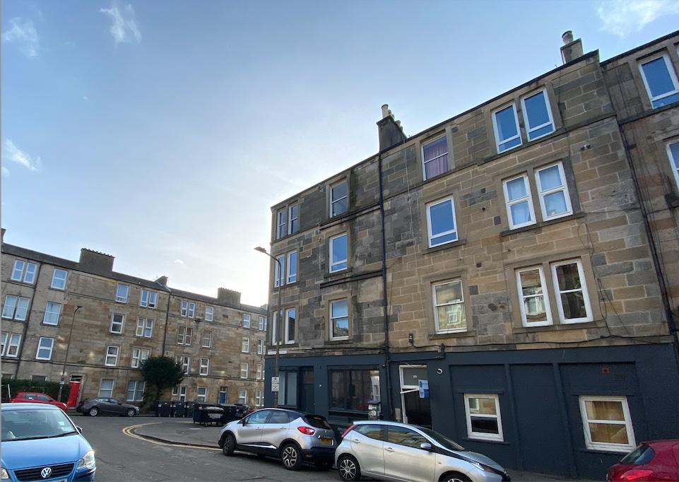 Caledonian Place, Dalry, Edinburgh, EH11 2 bed flat