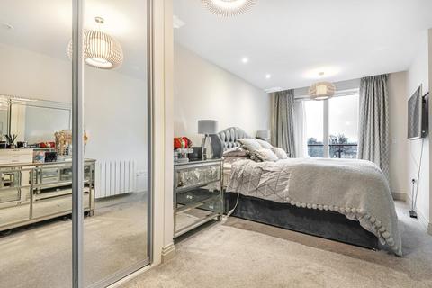 Flat 20, Watton Point Ellerton Road, Surbiton, KT6 7BQ