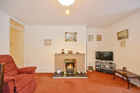 3 Downs Way, Sellindge, Ashford, TN25 6EY
