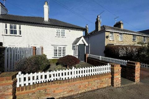 2 bedroom end of terrace house to rent, Camlet Way, Hadley Wood, Hertfordshire, EN4