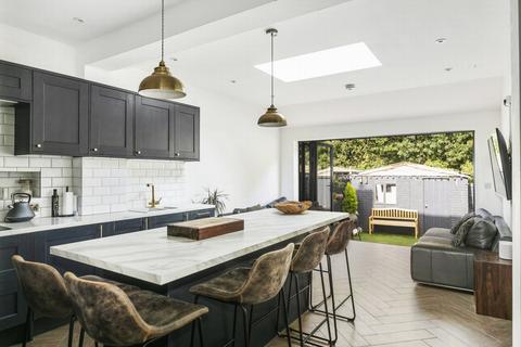 22 Brentvale Avenue, Southall, UB1 3ER