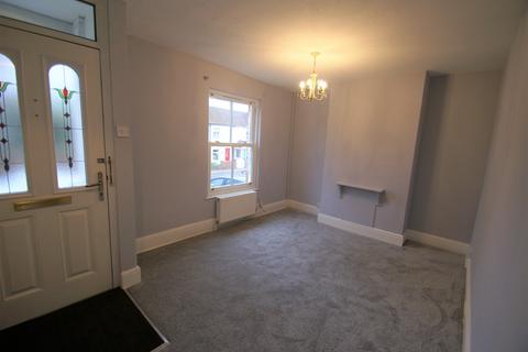 2 bedroom terraced house to rent, South Street, Andover, Andover, SP10