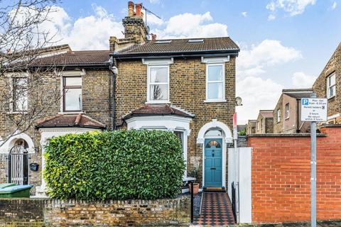 13 Hardman Road, London, SE7 7QX