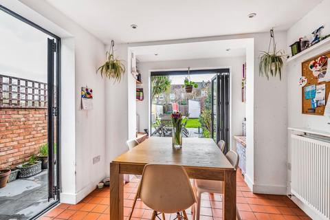 13 Hardman Road, London, SE7 7QX