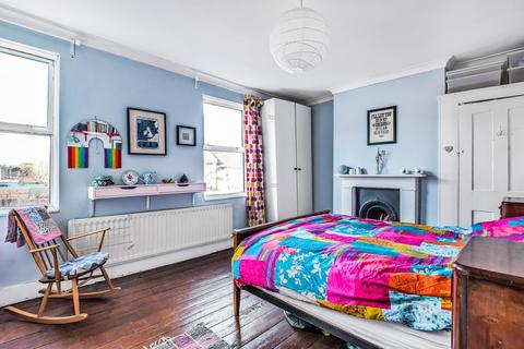 13 Hardman Road, London, SE7 7QX