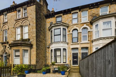 Cheltenham Mount, Harrogate, HG1