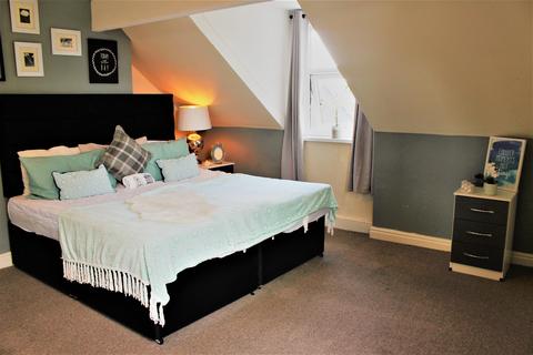 undefined, 26 Prestwood Road West