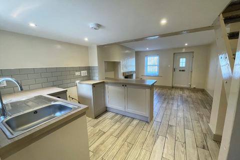 2 bedroom terraced house to rent, Lynn Road, Swaffham, PE37