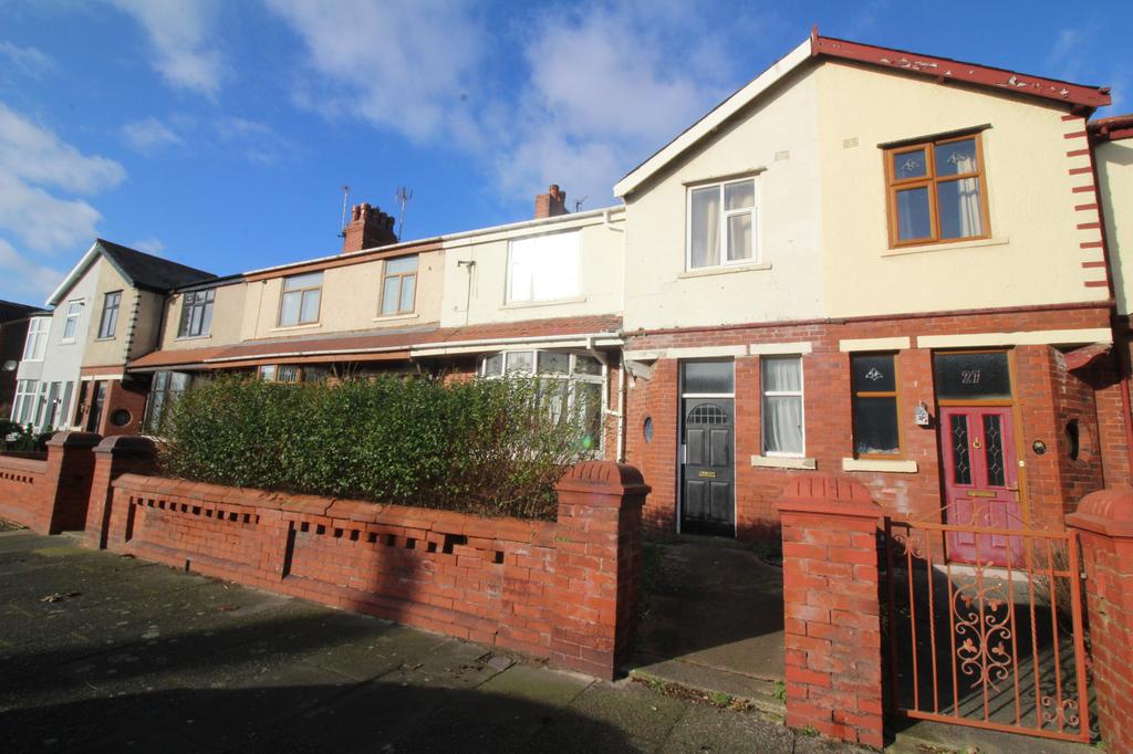 Rosebery Avenue, Blackpool, FY4 3 bed terraced house £130,000