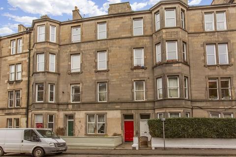 18/3 Polwarth Crescent, Edinburgh, EH11 1HW